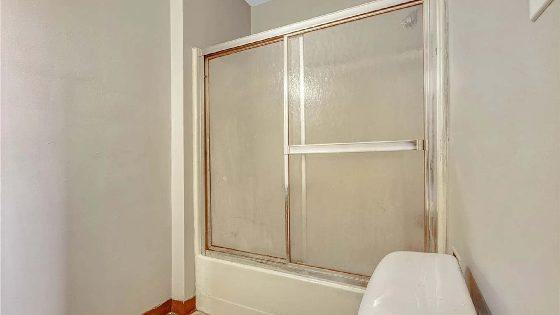 Property at 1715 Pine Avenue, Niagara Falls, NY 14301 14