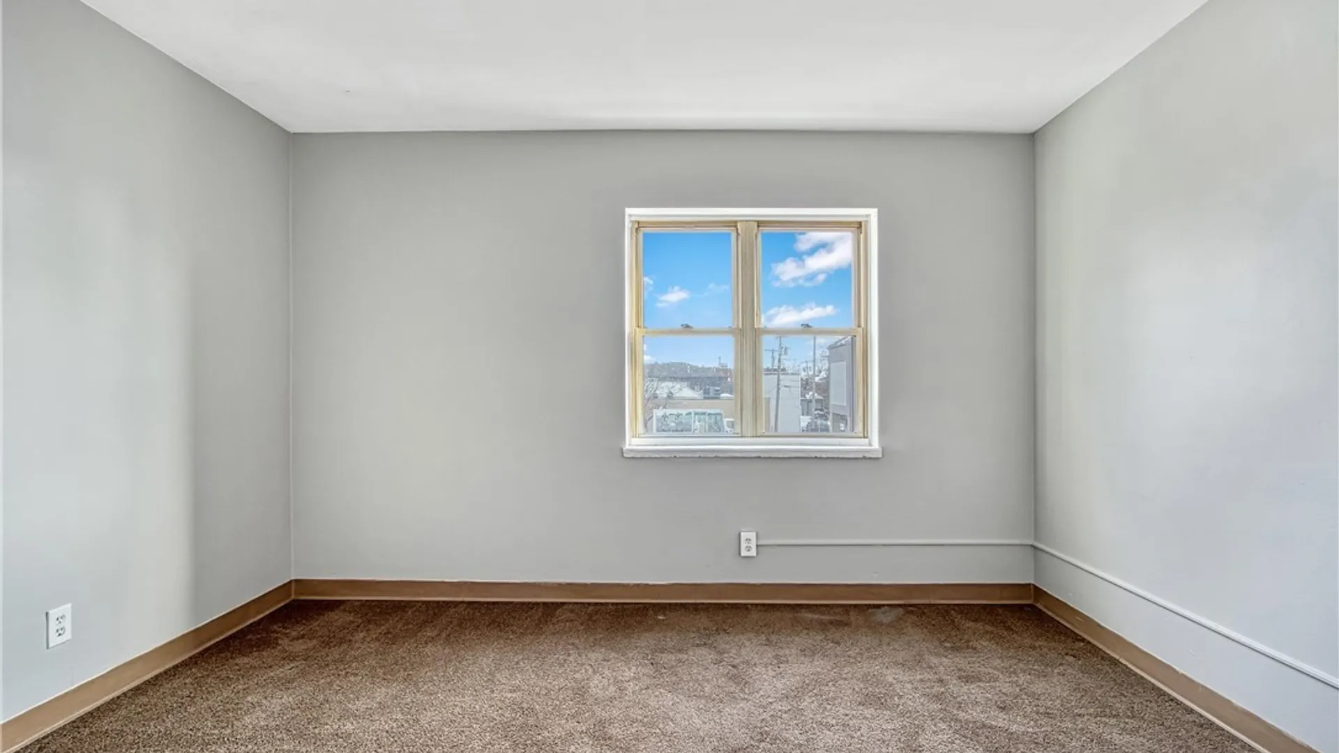 Property at 1715 Pine Avenue, Niagara Falls, NY 14301 16