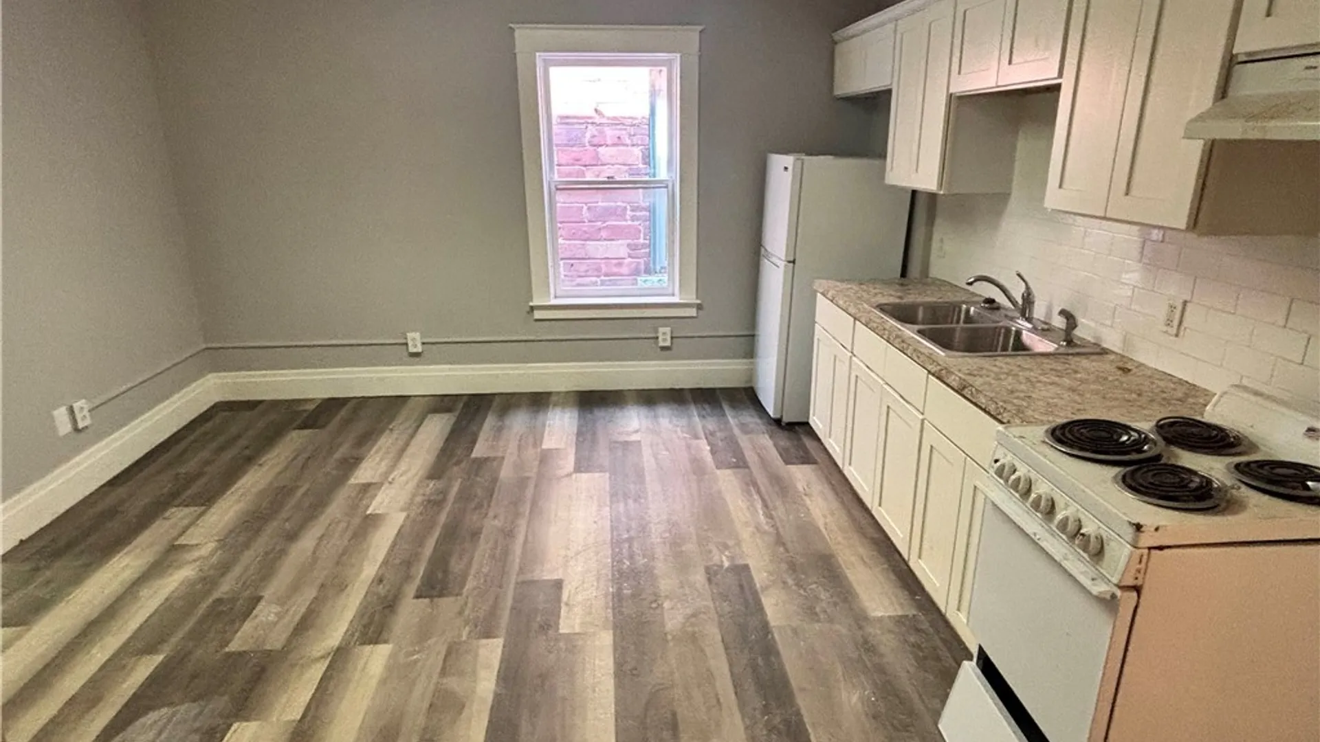 Property at 1715 Pine Avenue, Niagara Falls, NY 14301 27