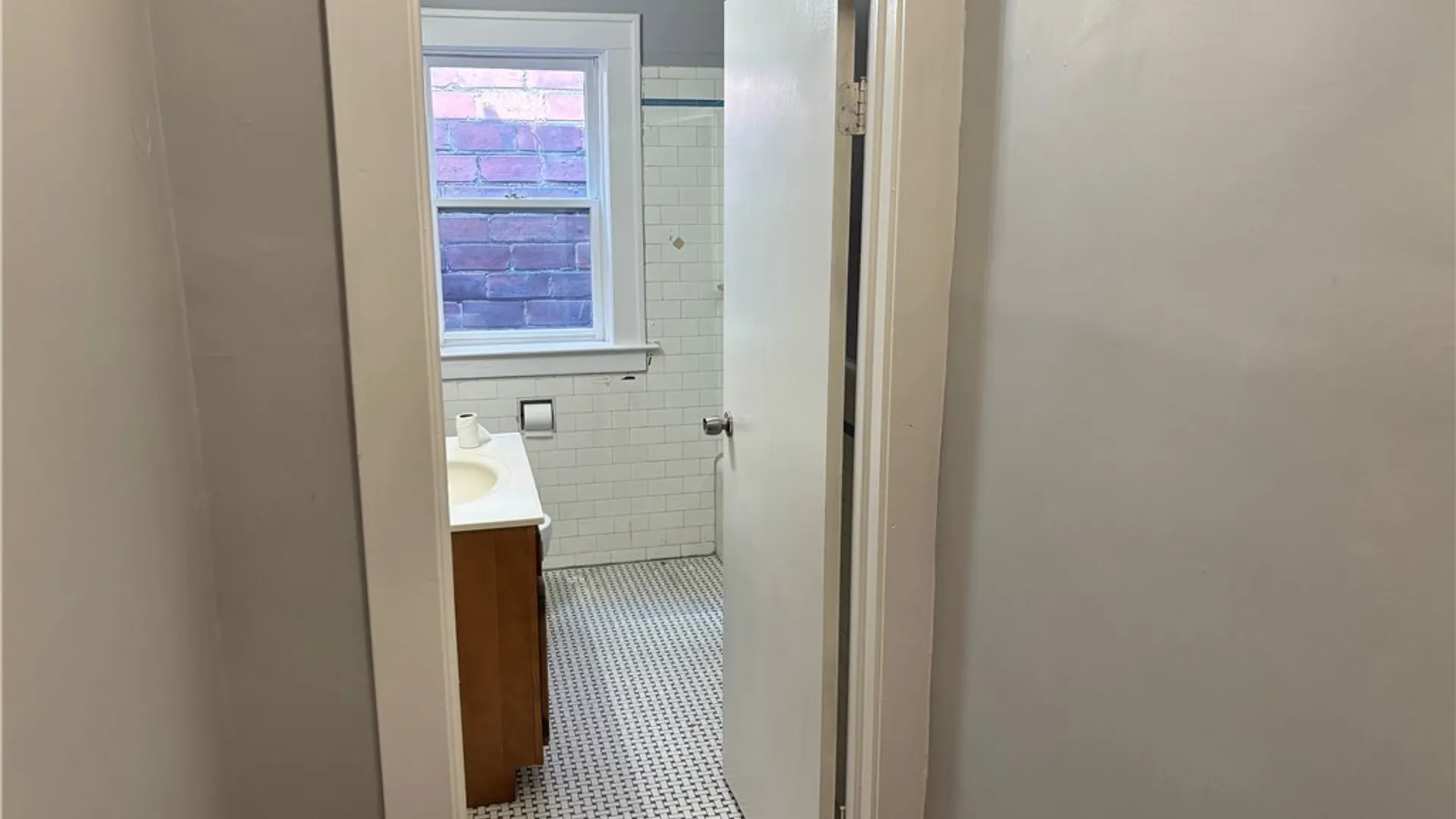 Property at 1715 Pine Avenue, Niagara Falls, NY 14301 29