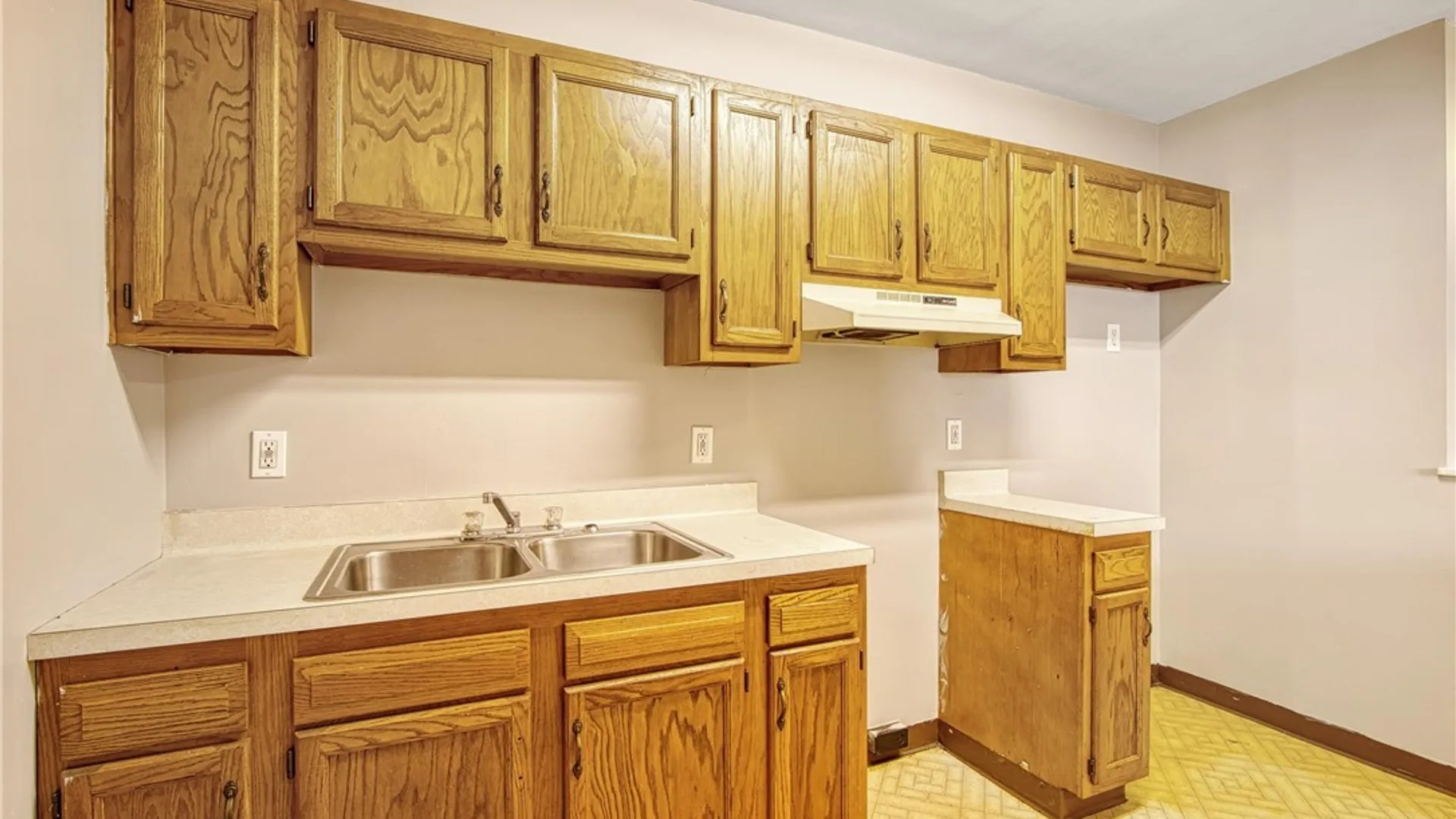 Property at 1715 Pine Avenue, Niagara Falls, NY 14301 36