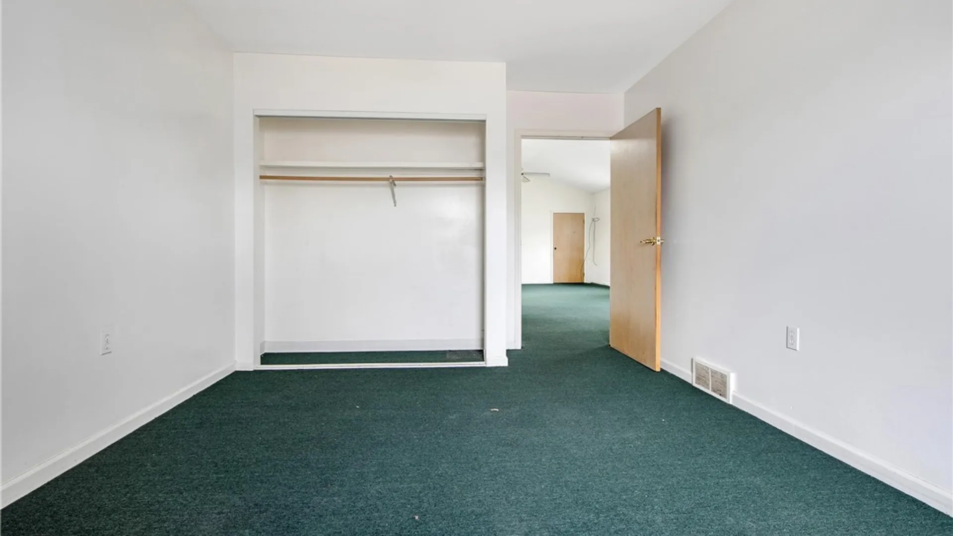 Property at 639 17th Street, Niagara Falls, NY 14301 10