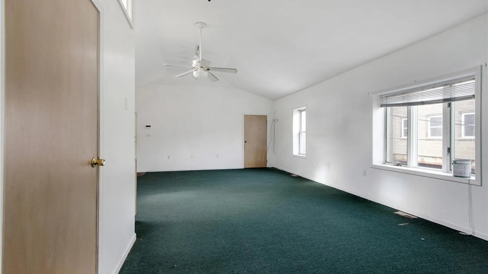 Property at 639 17th Street, Niagara Falls, NY 14301 8