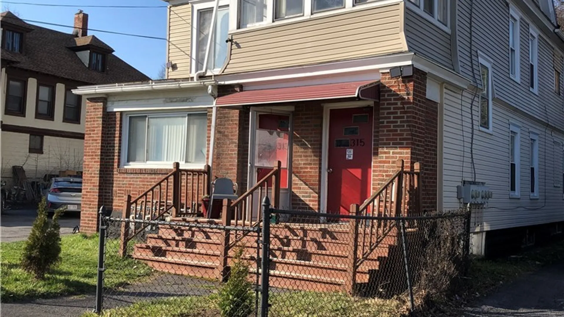 Property at 313-315 Robinson Street, Syracuse, NY 13203 4
