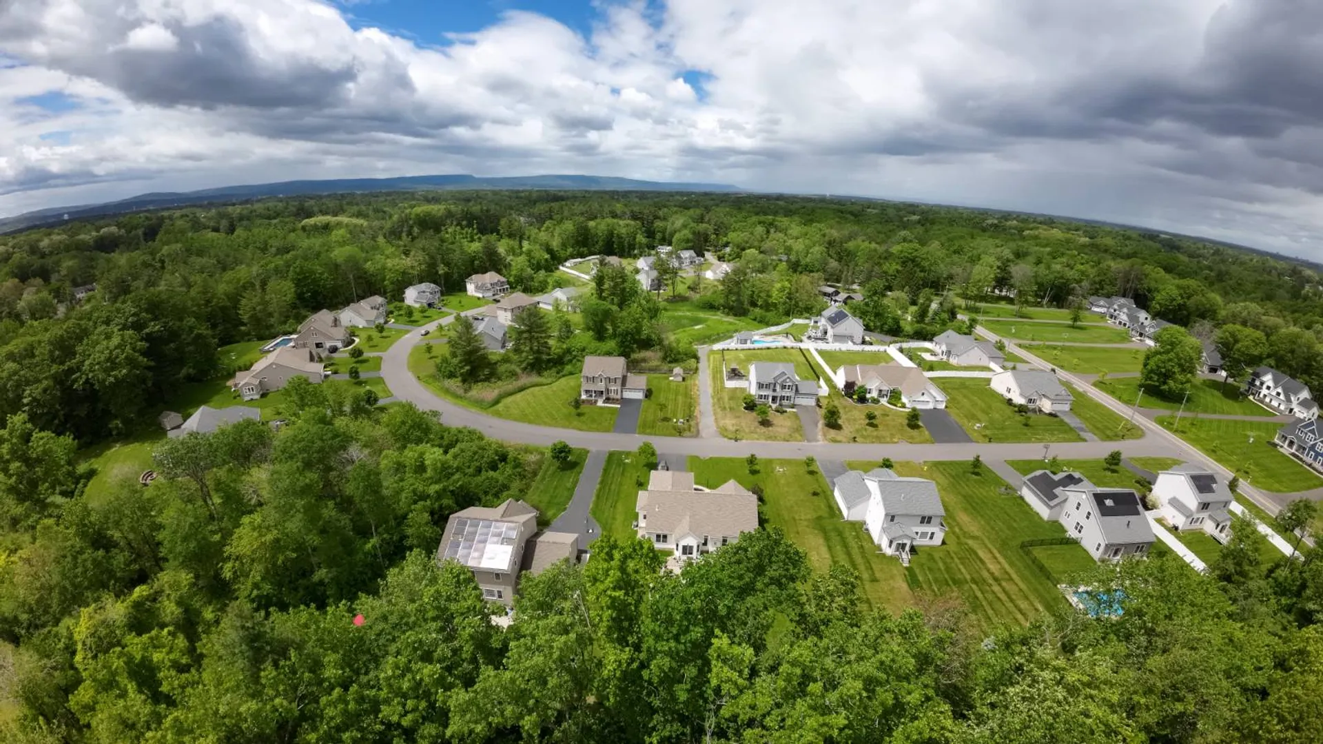 Property at 300 Bender Ln, Glenmont, NY 12077 3