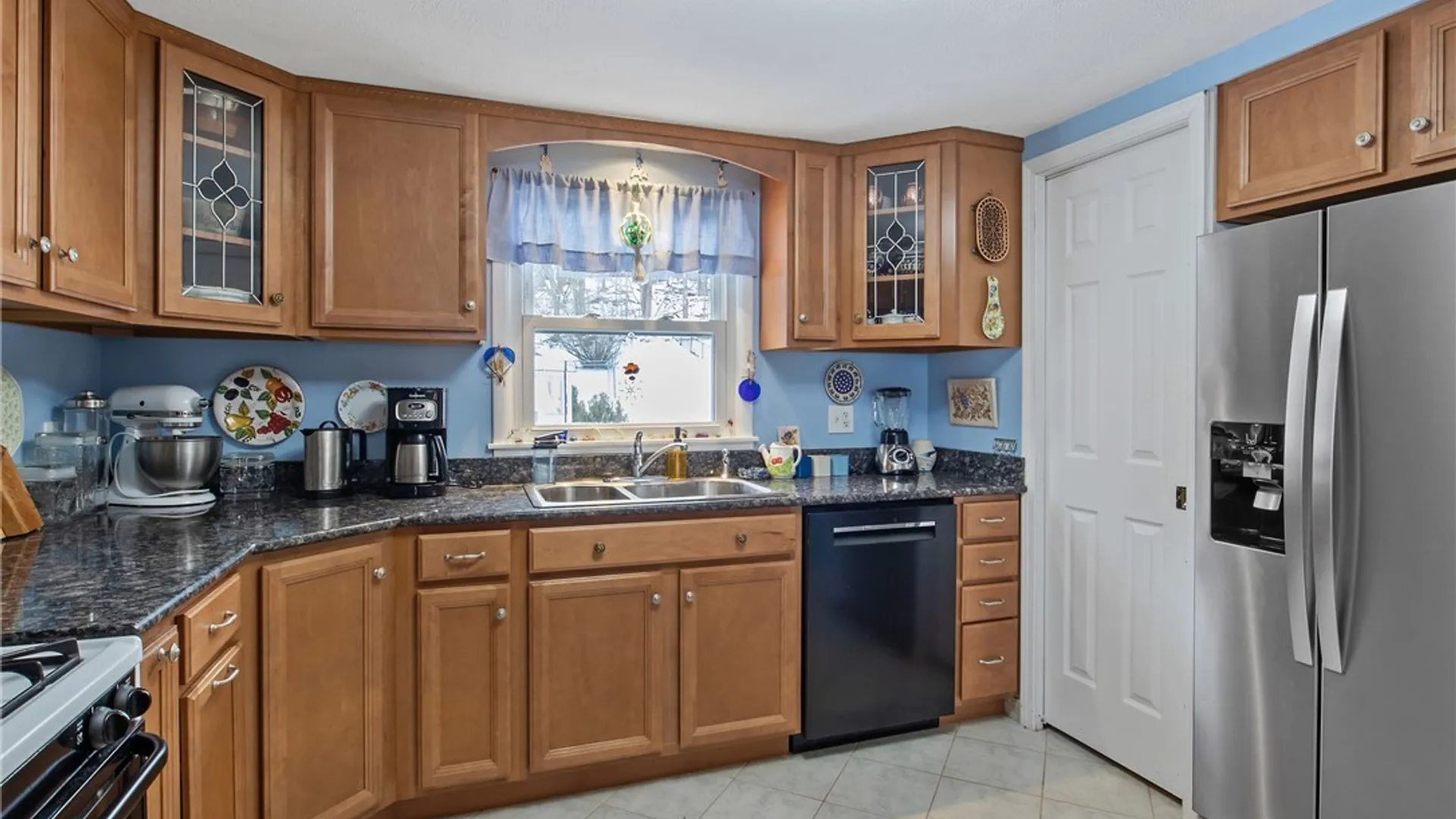 Property at 4199 Milton Avenue, Camillus, NY 13031 12