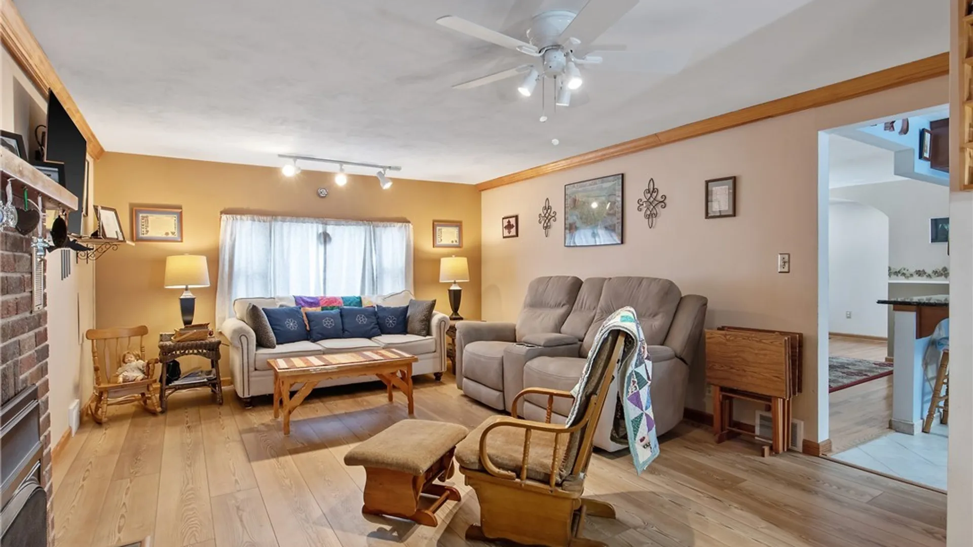 Property at 4199 Milton Avenue, Camillus, NY 13031 15