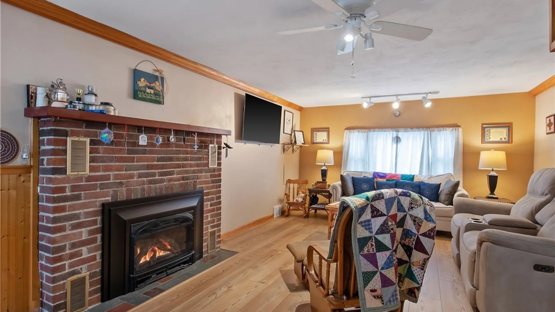 Property at 4199 Milton Avenue, Camillus, NY 13031 17