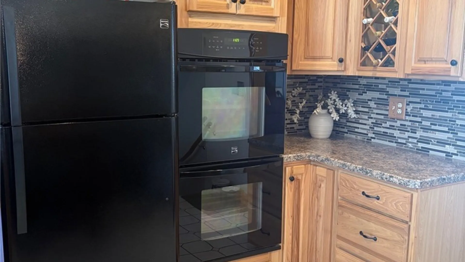 Property at 715 Hillview Court, Lewiston, NY 14092 15