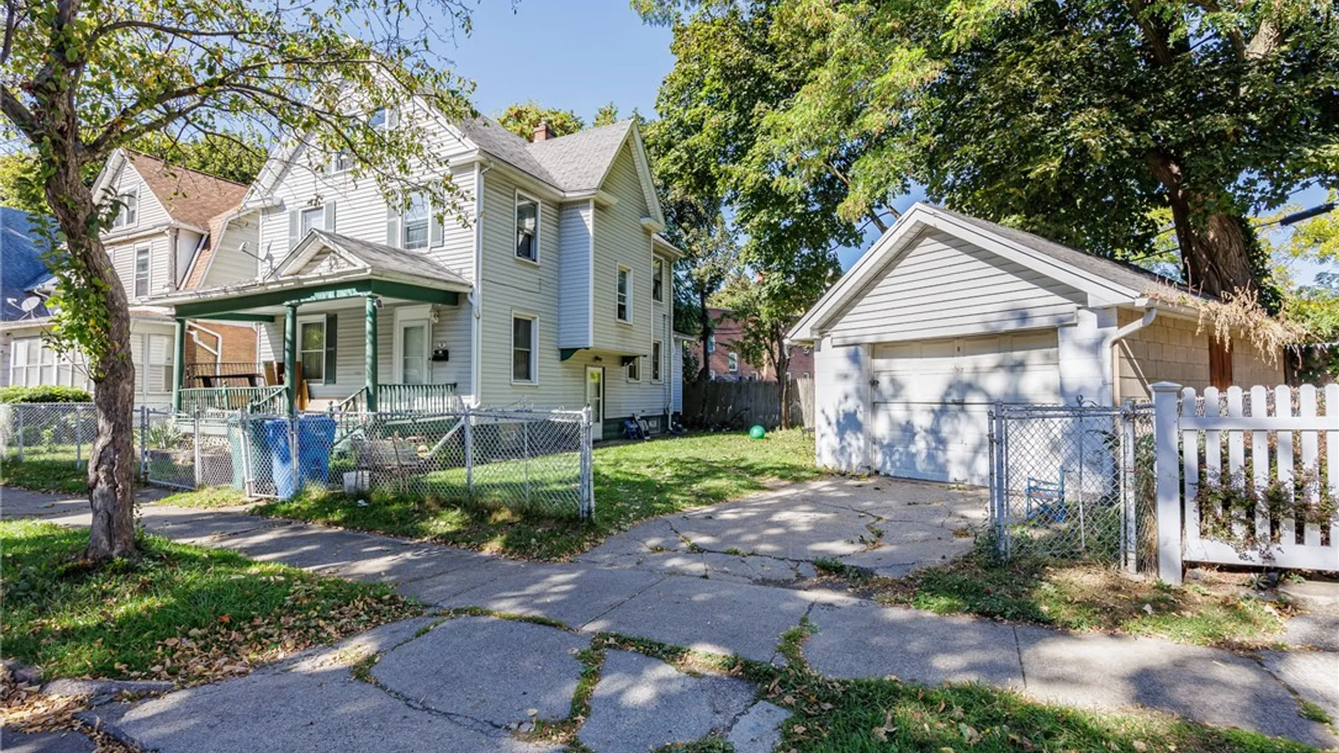 Property at 38 Saranac Street, Rochester, NY 14621 4