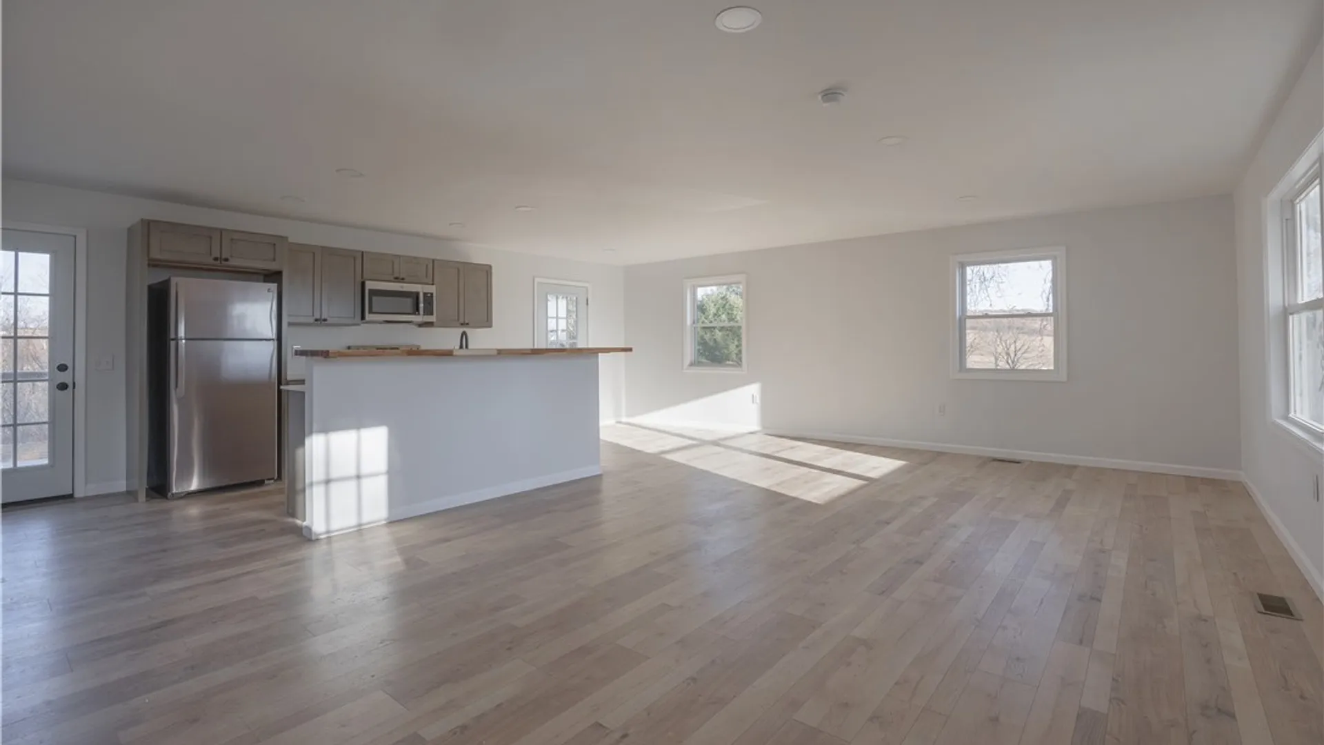 Property at 8 Cross Rd, Elmira, NY 14901 2