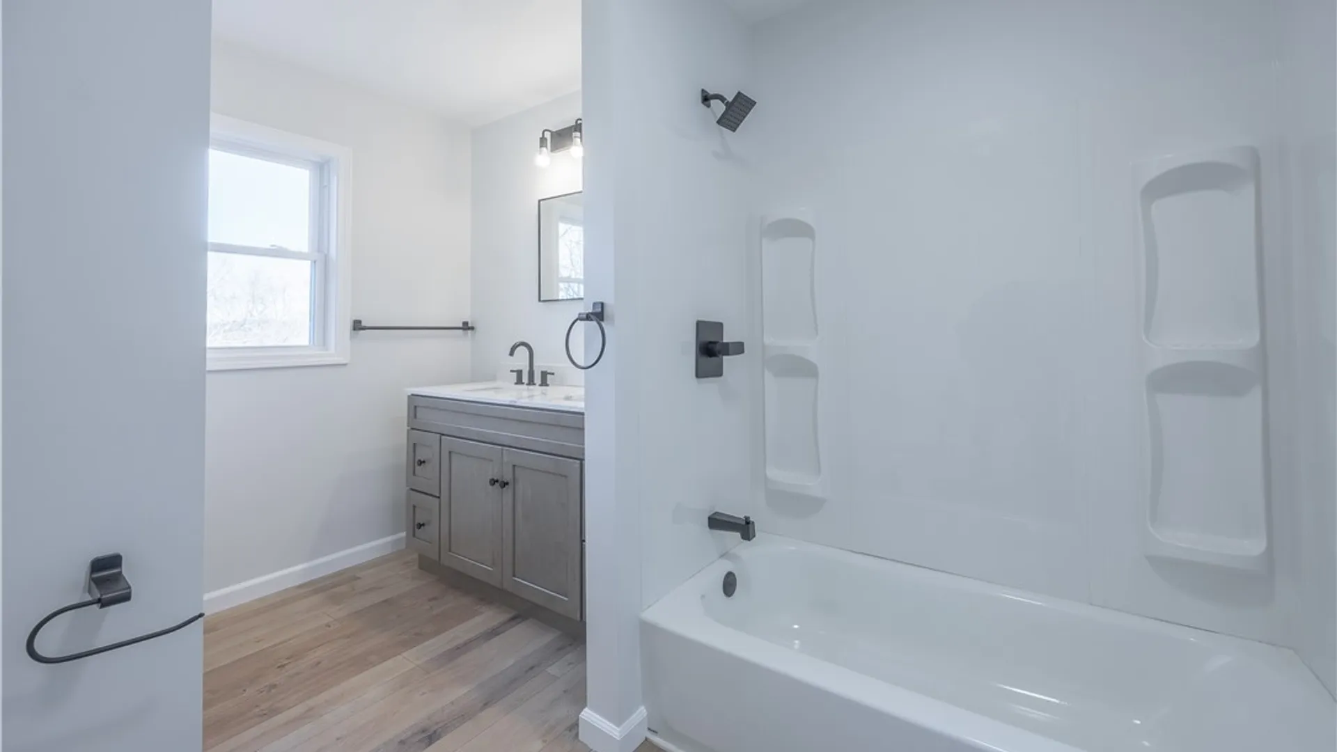 Property at 8 Cross Rd, Elmira, NY 14901 9