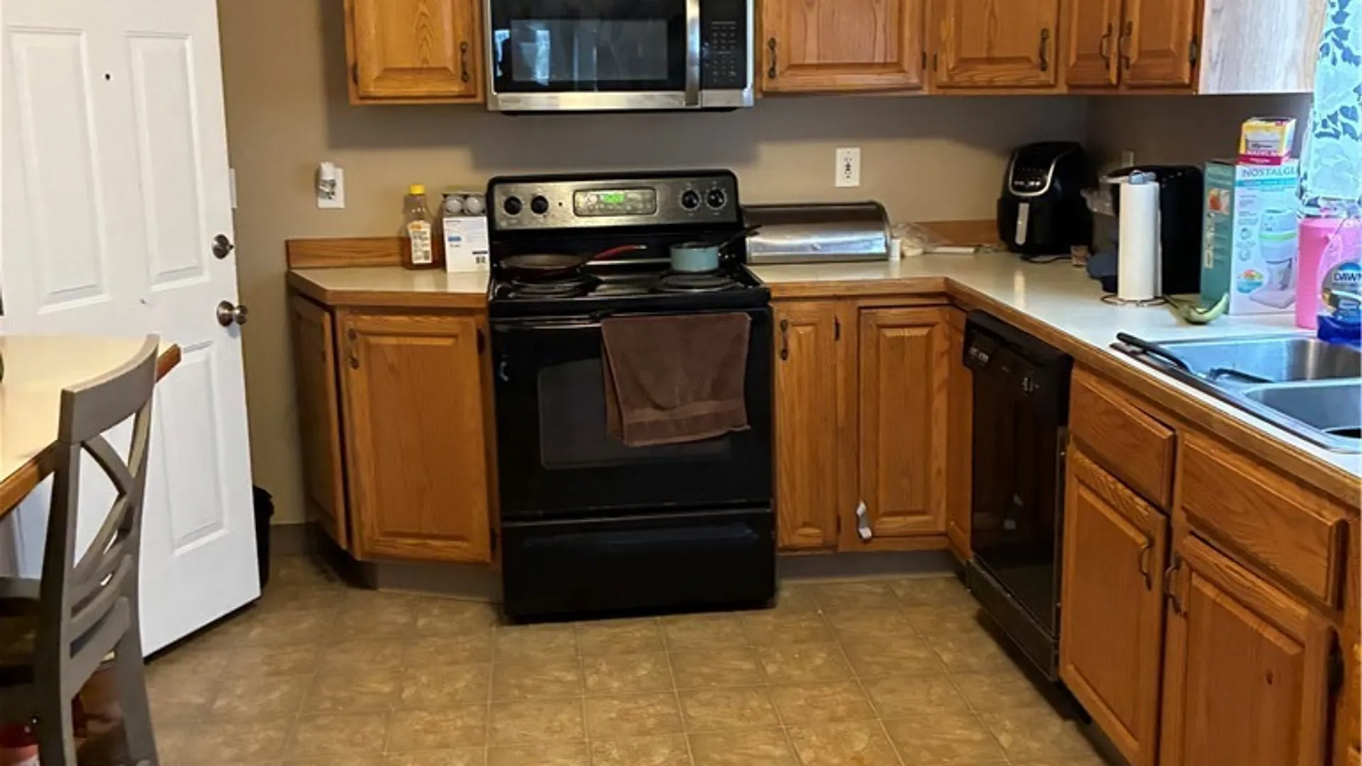 Property at 107 Oak Place, Syracuse, NY 13203 4