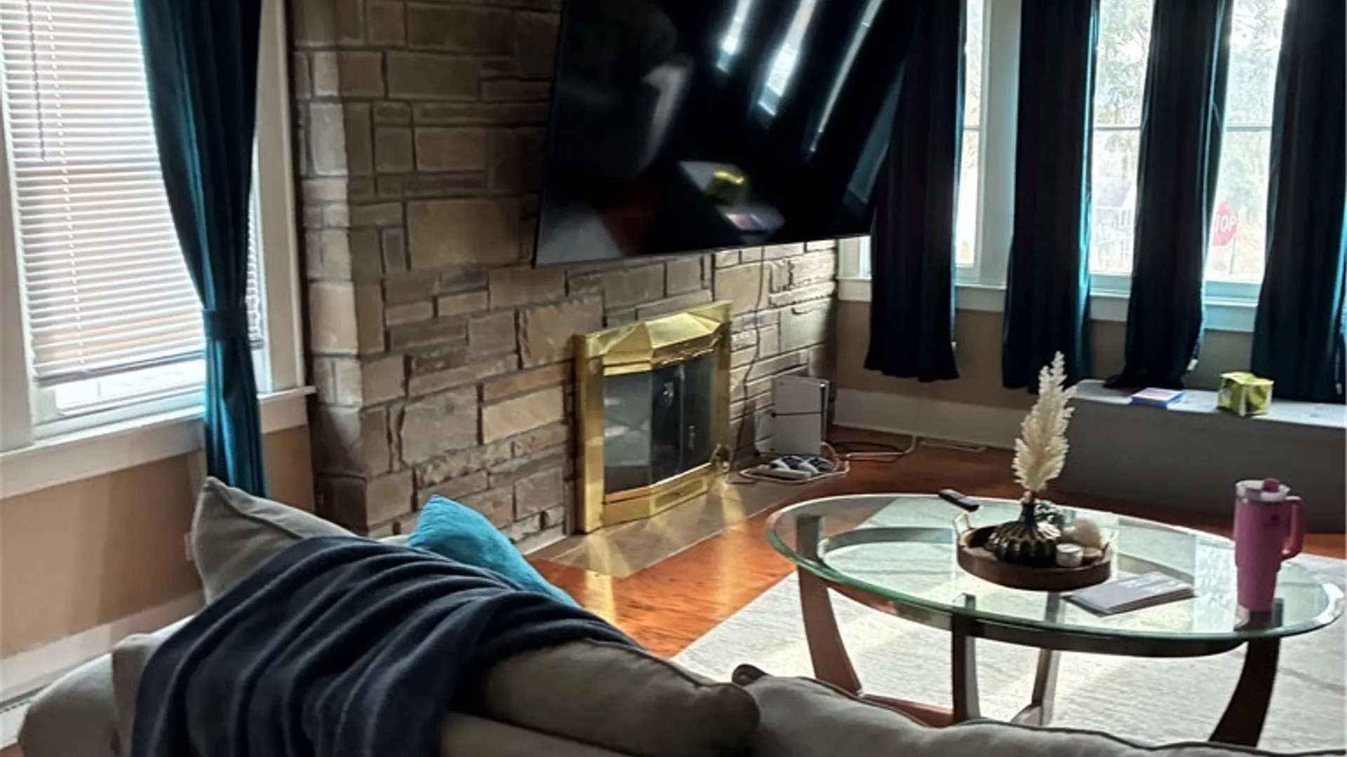 Property at 107 Oak Place, Syracuse, NY 13203 8