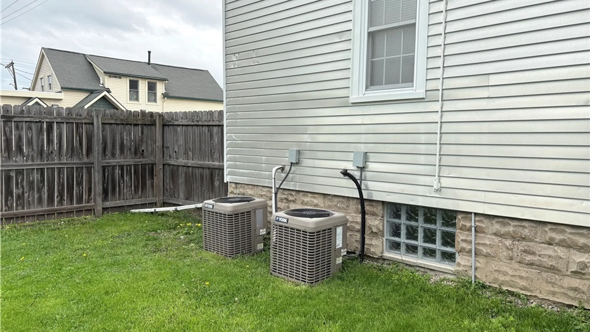 Property at 799 Center Road, West Seneca, NY 14224 12
