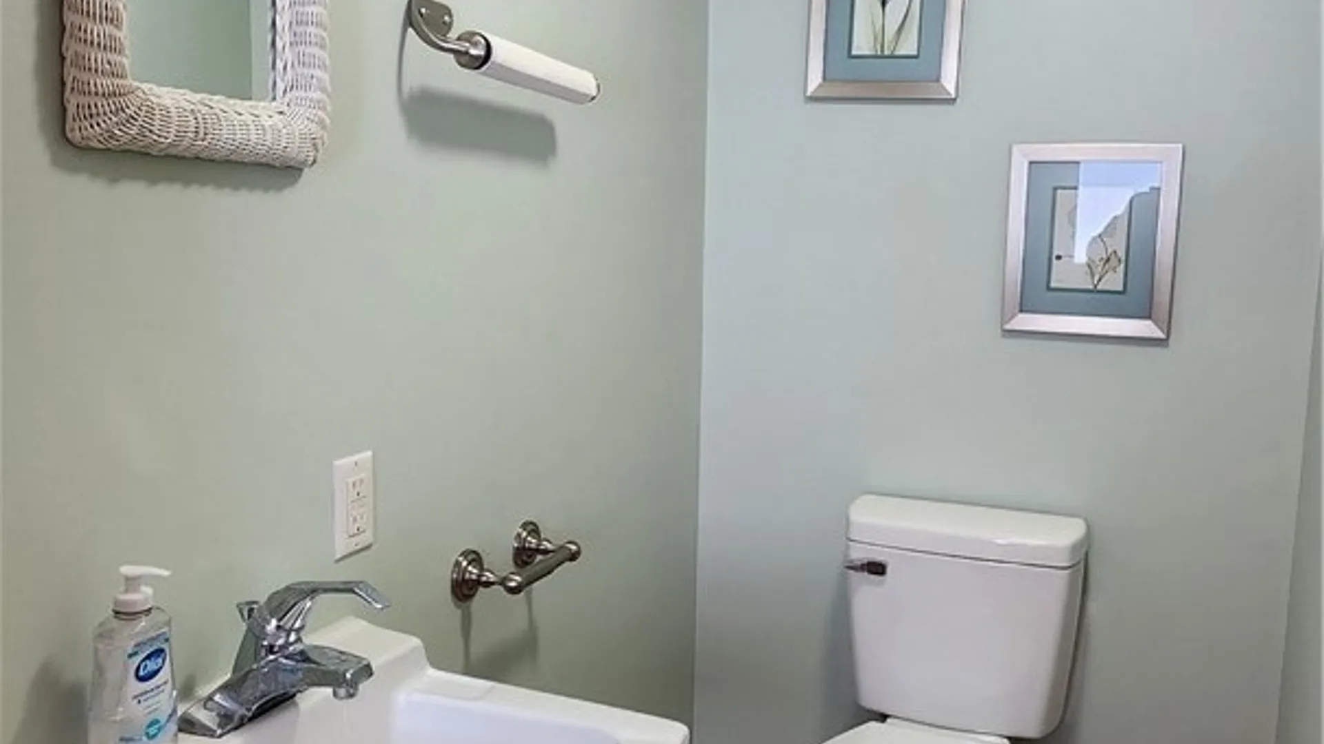 Property at 44 Herkimer Road, Utica, NY 13502 27