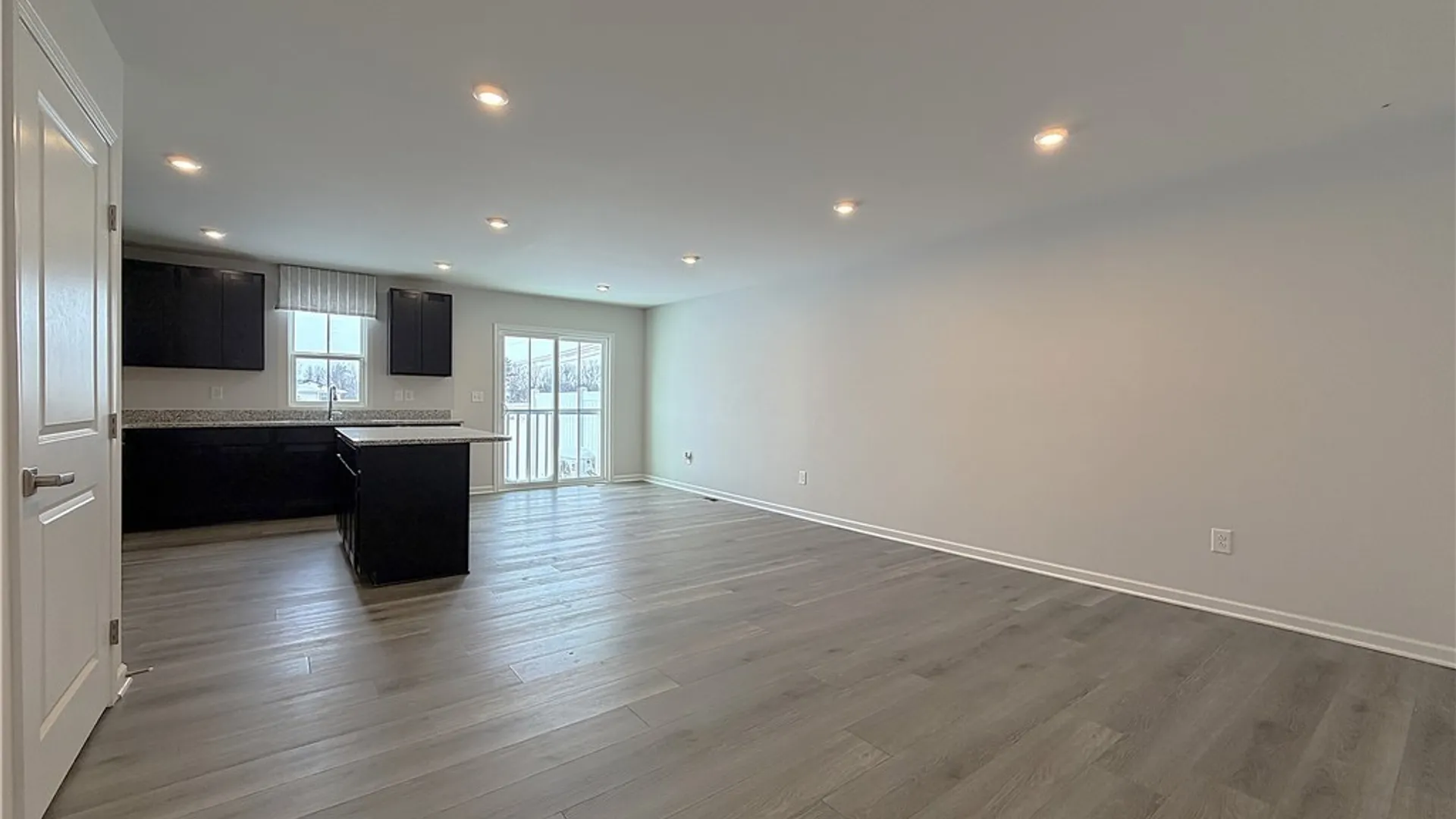 Property at 6233 Thornden Park Drive, Lockport Town, NY 14094 10