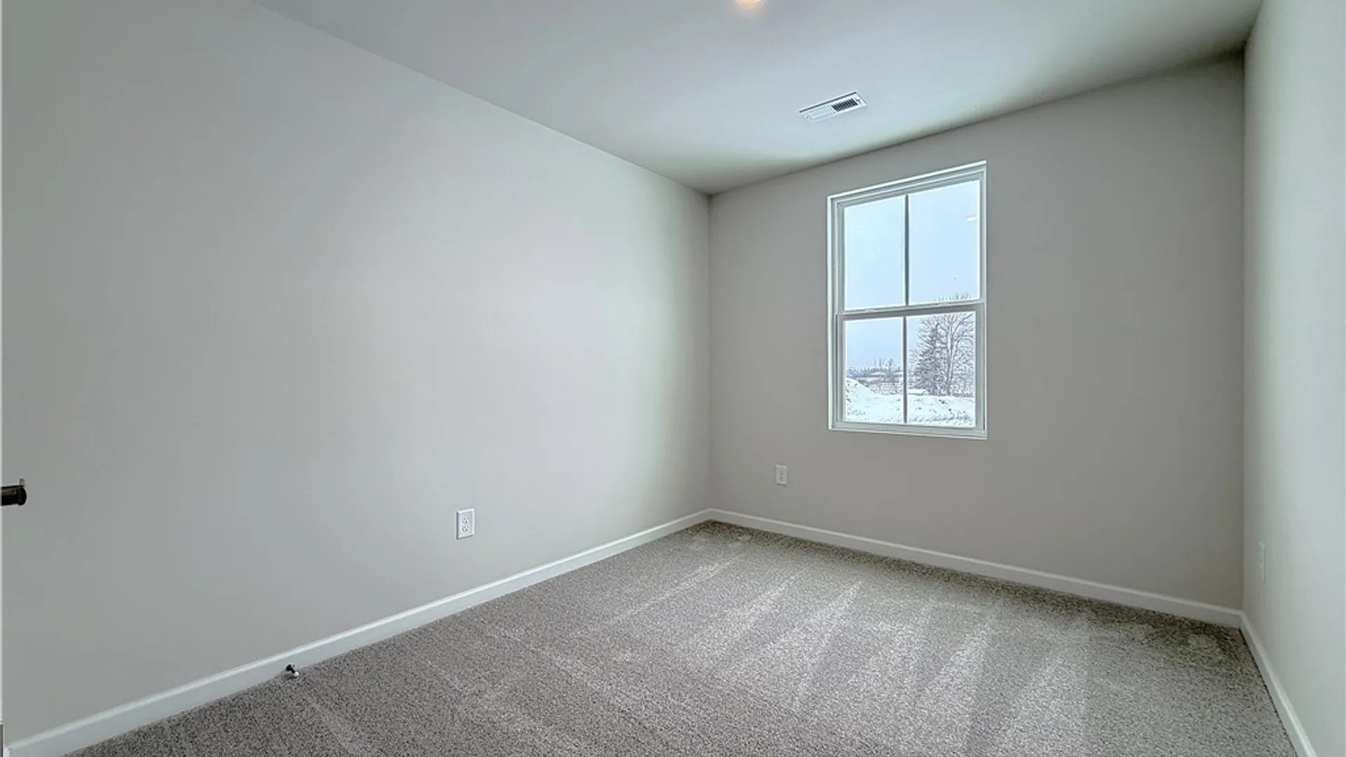 Property at 6233 Thornden Park Drive, Lockport Town, NY 14094 16