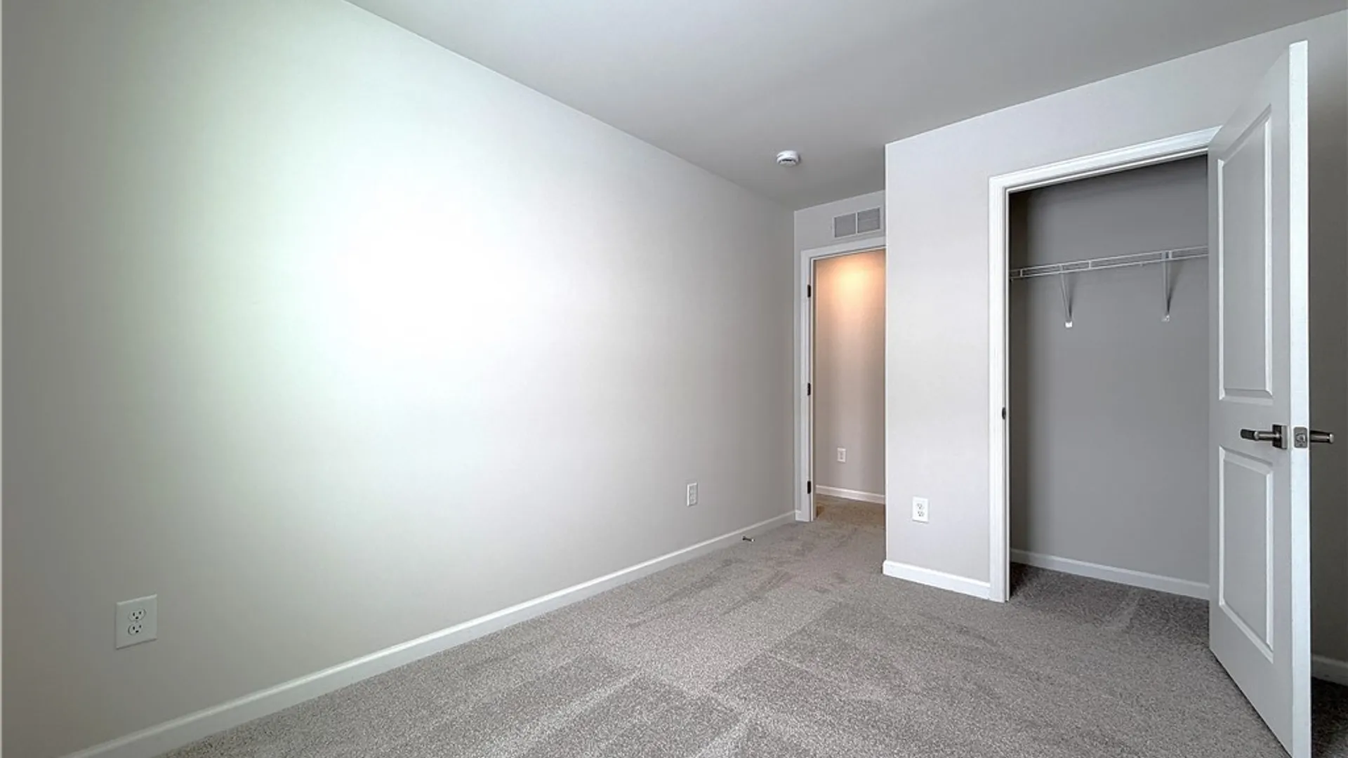 Property at 6233 Thornden Park Drive, Lockport Town, NY 14094 17