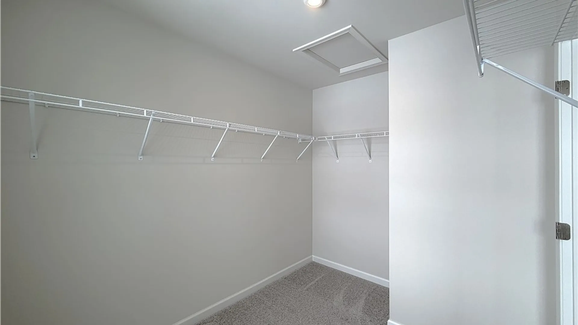 Property at 6233 Thornden Park Drive, Lockport Town, NY 14094 24