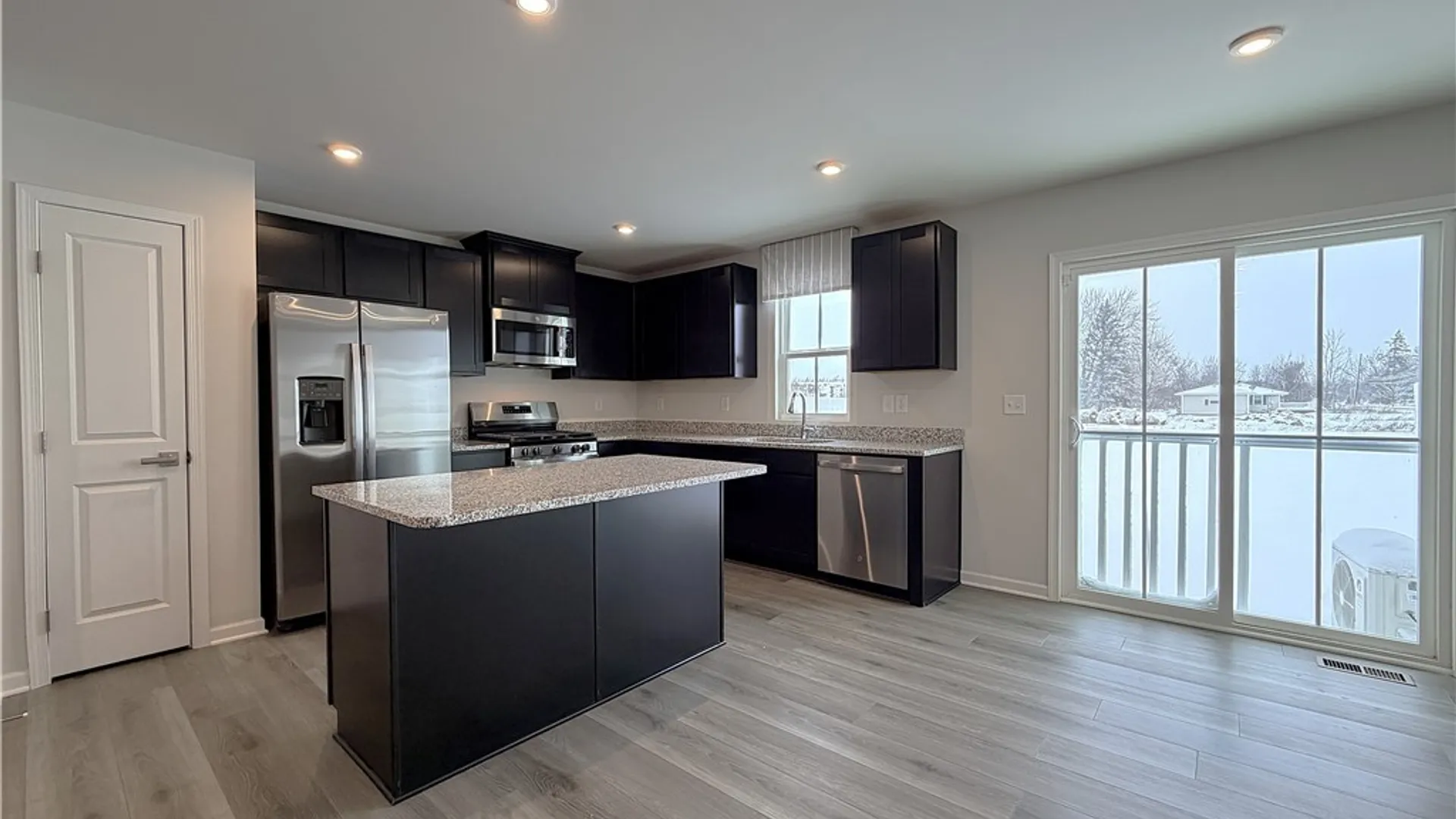 Property at 6233 Thornden Park Drive, Lockport Town, NY 14094 7