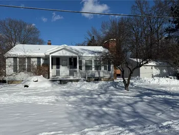 Property at 3535 Warner Drive, Grand Island, NY 14072
