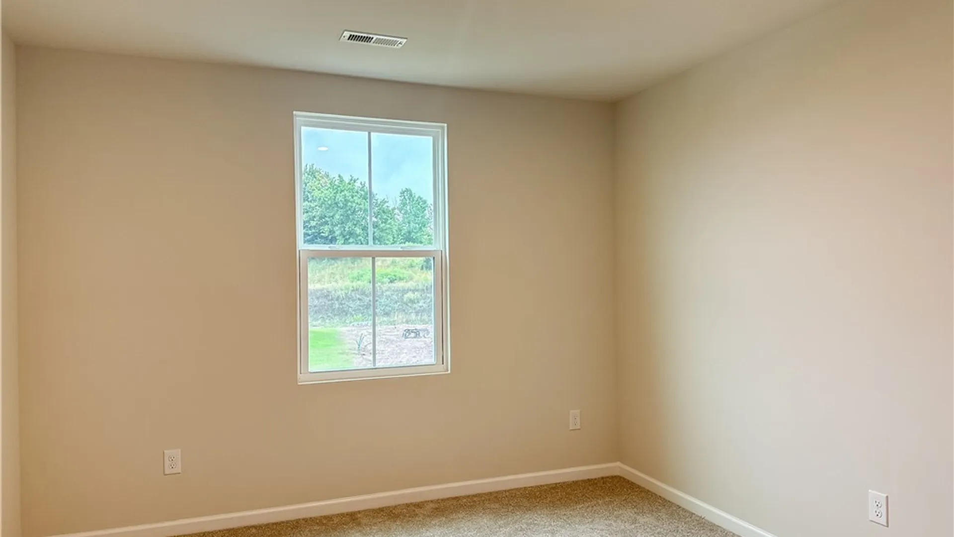 Property at 16 Trailhead, Henrietta, NY 14467 17