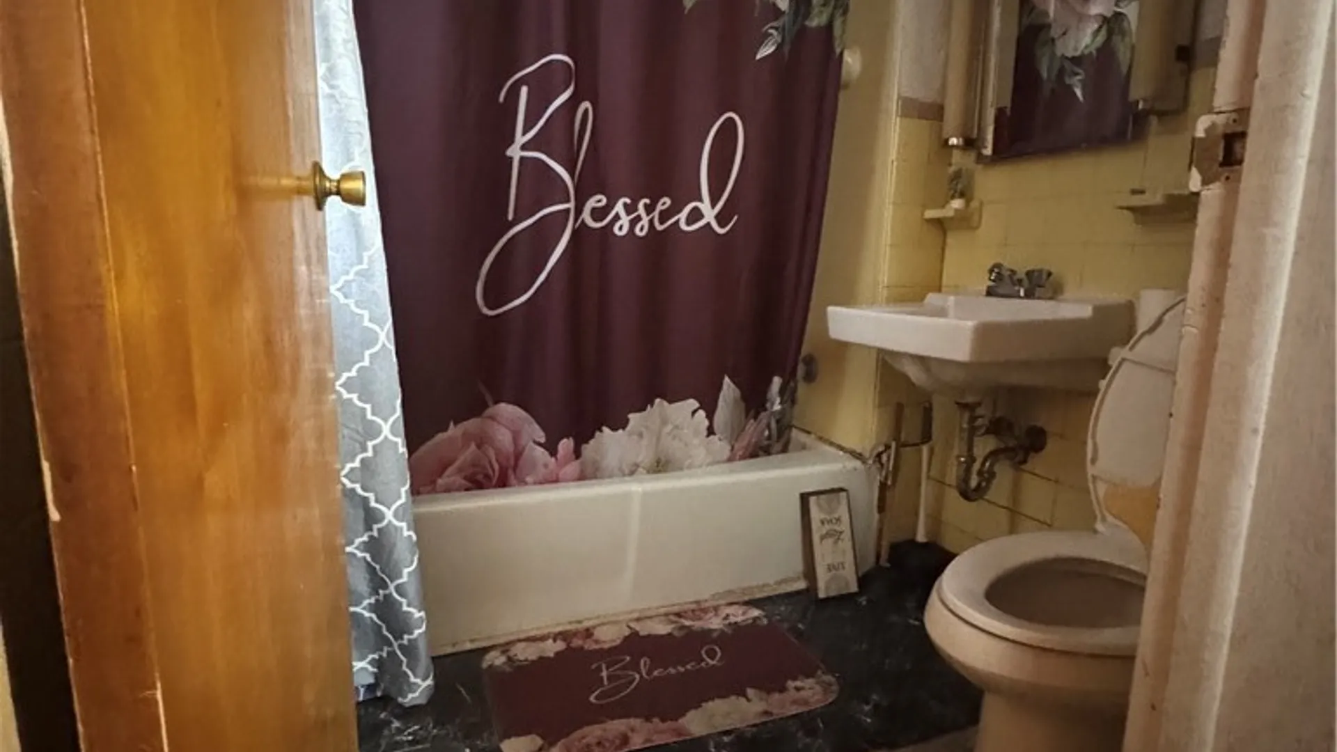 Property at 748 Jay Street, Utica, NY 13501 14