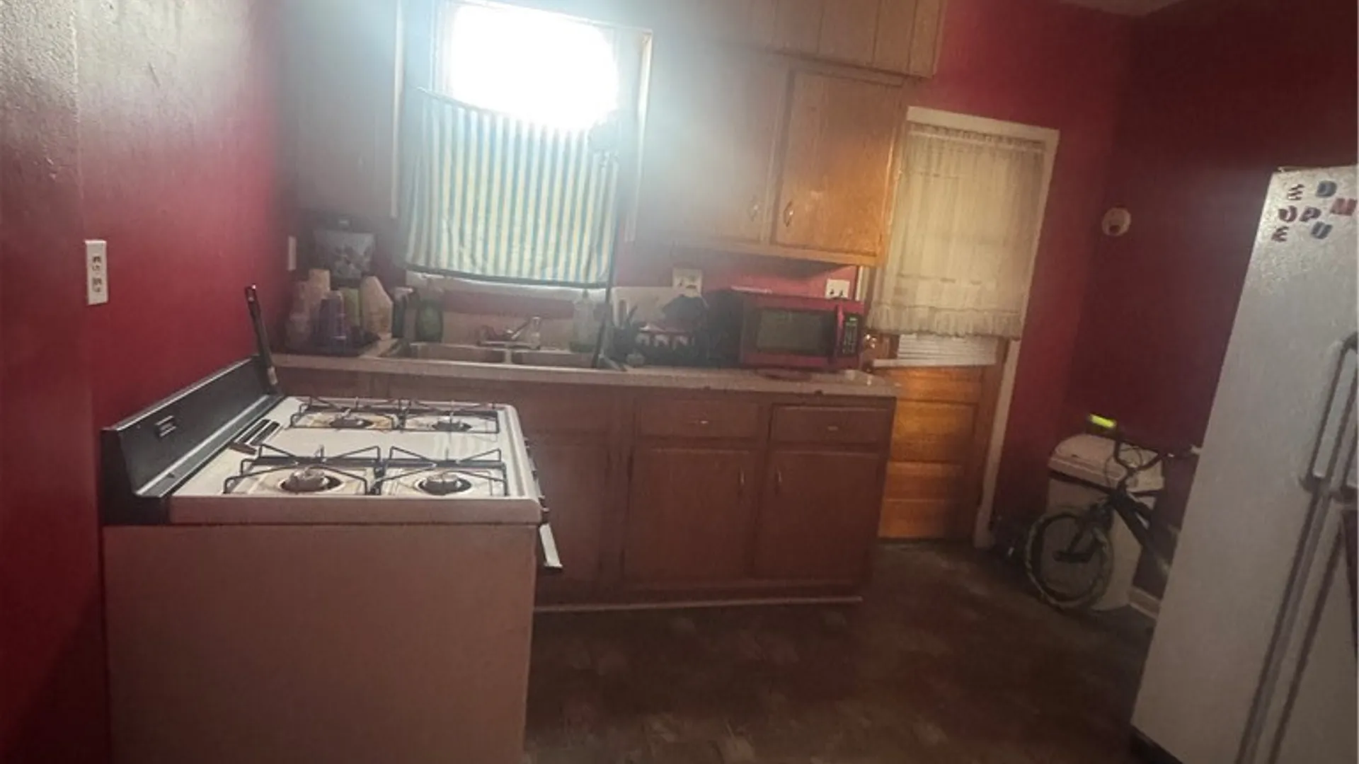 Property at 748 Jay Street, Utica, NY 13501 9
