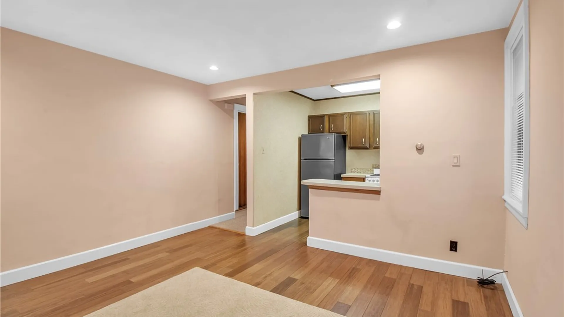 Property at 530 Linwood Avenue, Buffalo, NY 14209 7