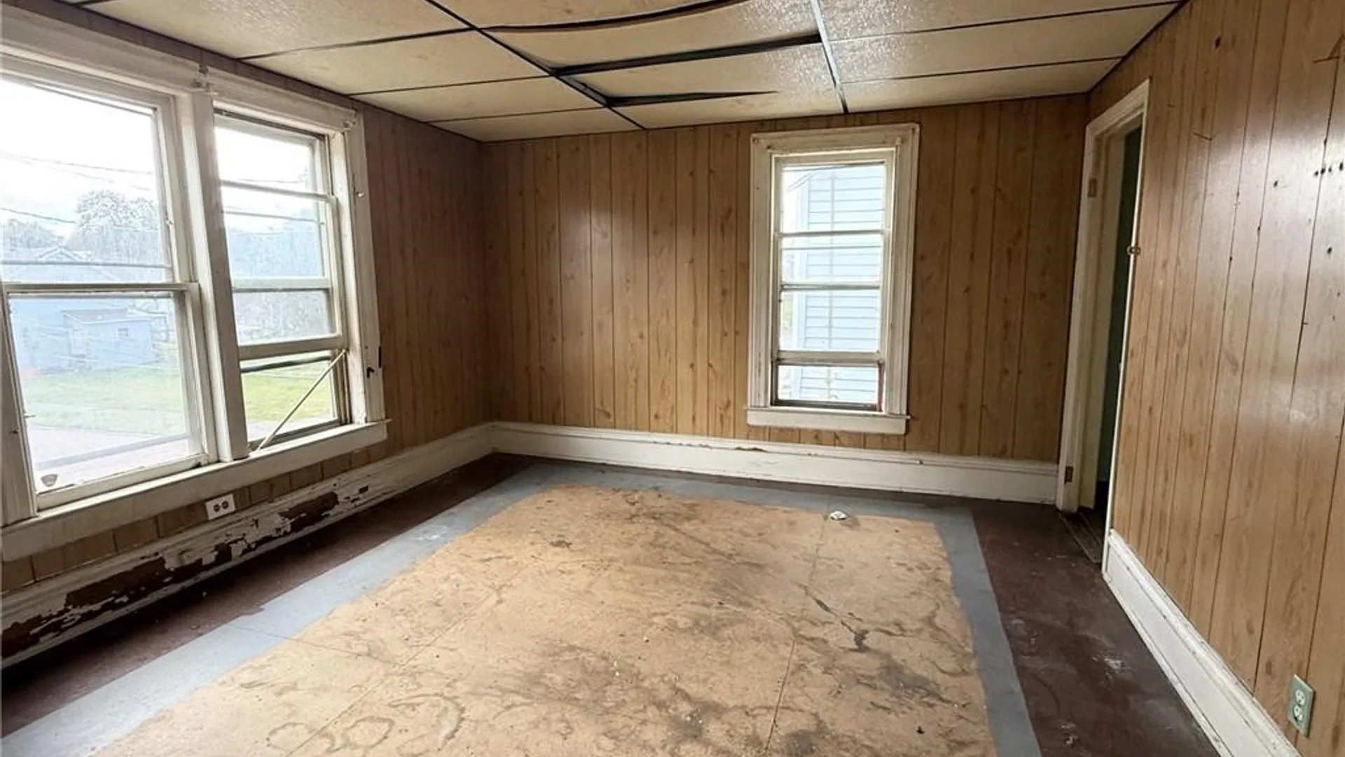 Property at 28 W 9th Street, Jamestown, NY 14701 13