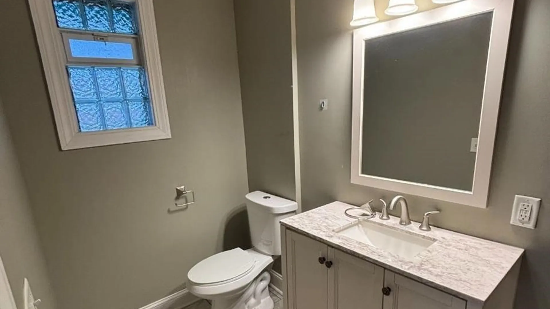 Property at 2096 Seneca Street, Buffalo, NY 14210 23