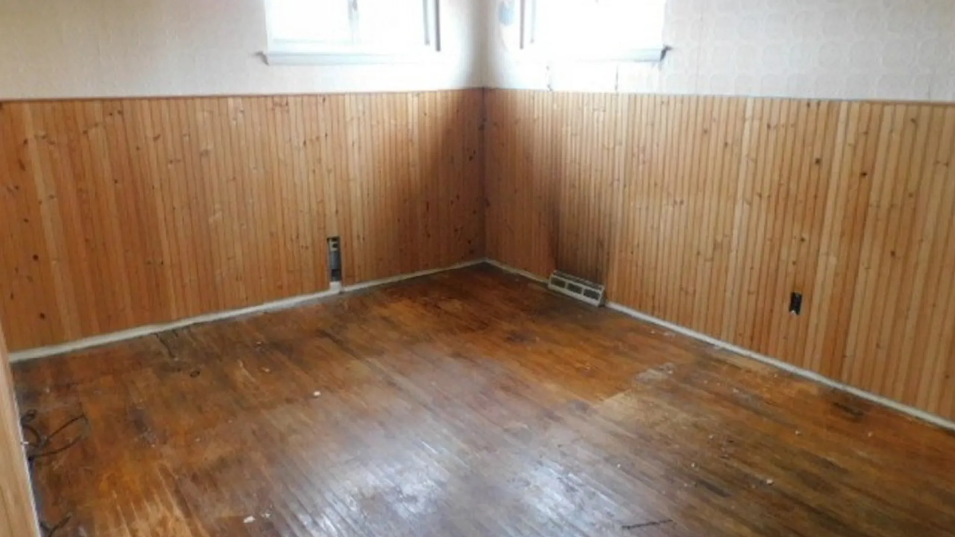 Property at 1370 George Urban Boulevard, Cheektowaga, NY 14225 5