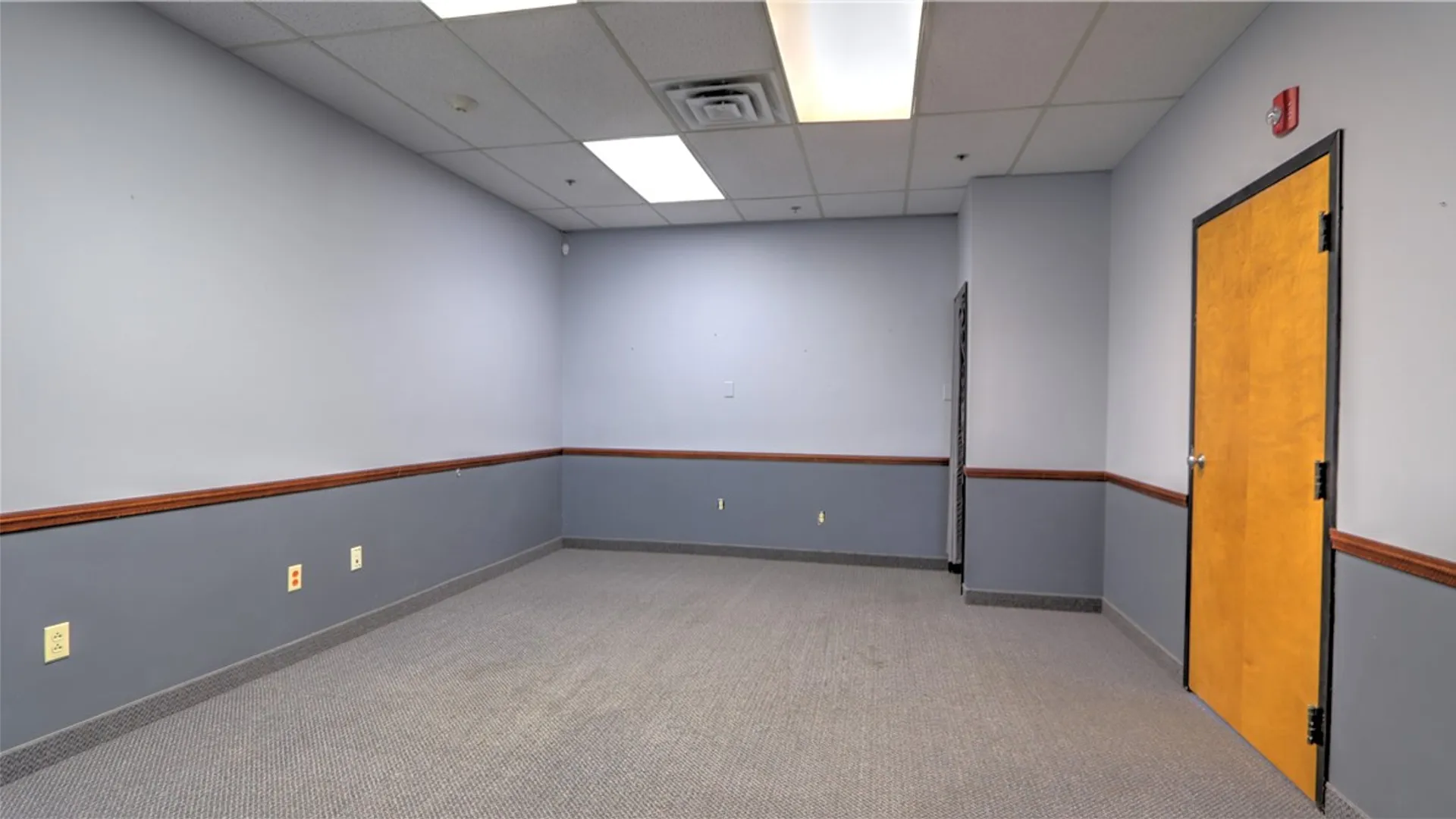 Property at 1 Franklin Square, Geneva City, NY 14456 8