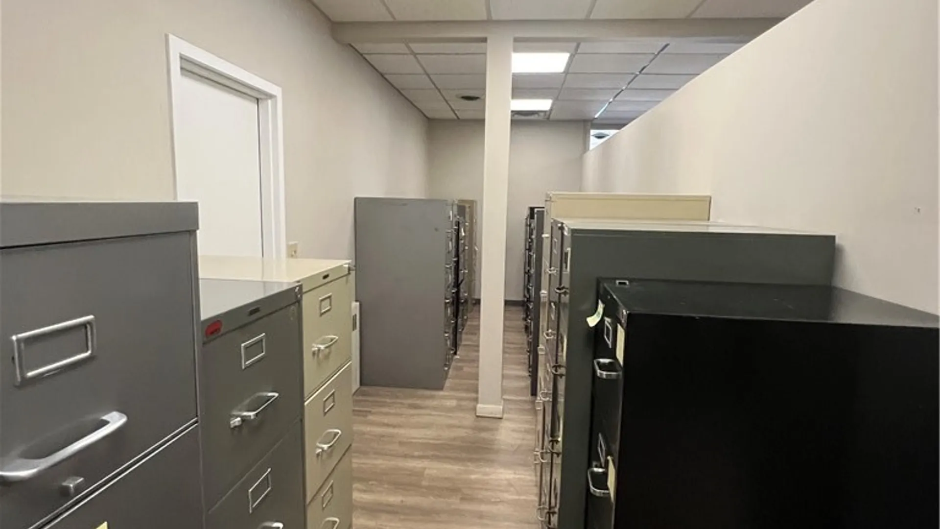 Property at 170 East Avenue, Lockport City, NY 14094 15