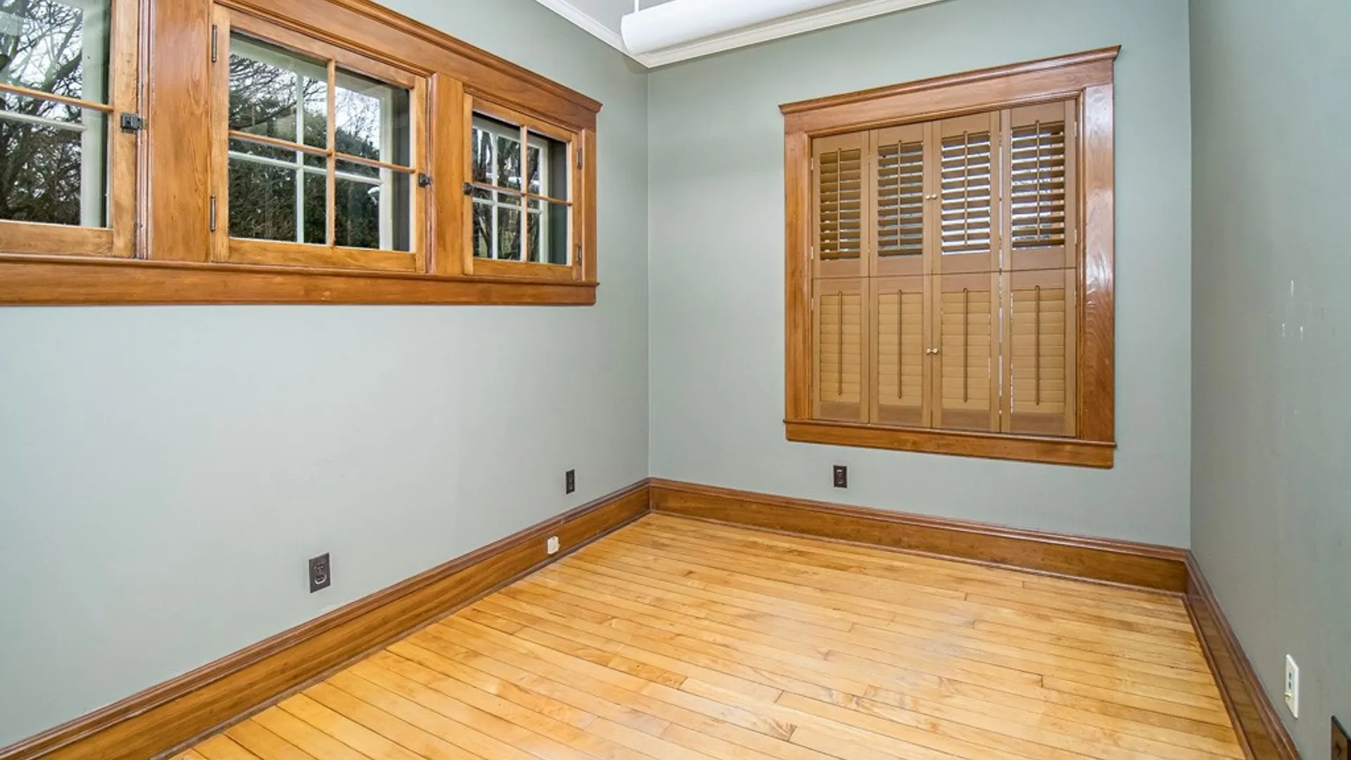 Property at 104 Burlingame Road, Syracuse, NY 13203 16