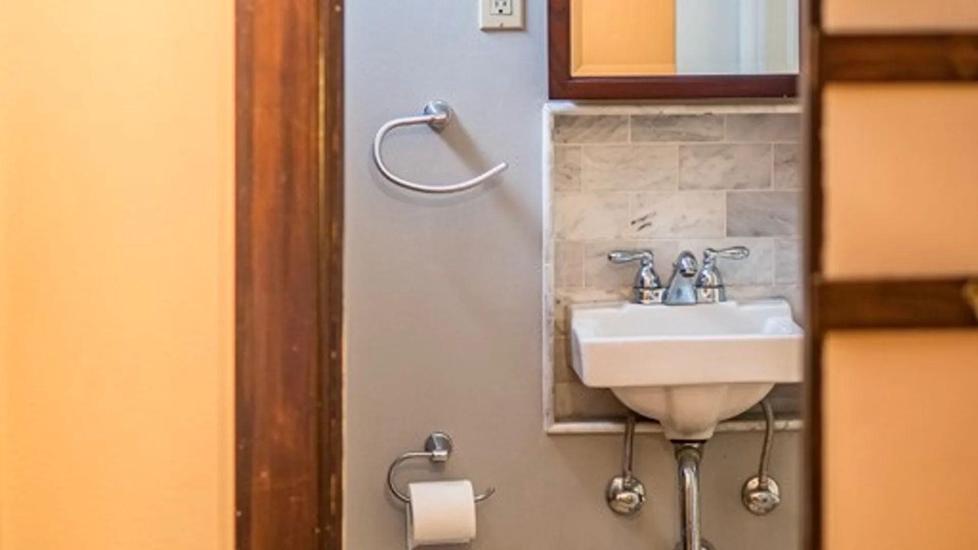 Property at 104 Burlingame Road, Syracuse, NY 13203 21