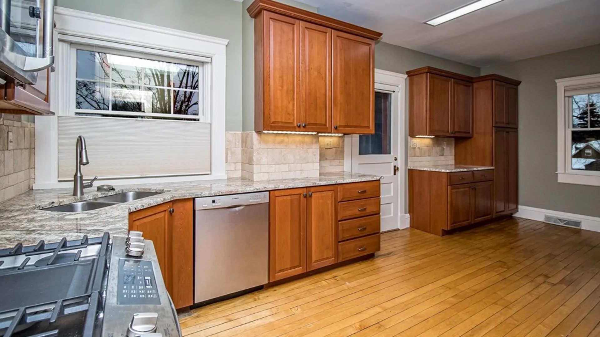 Property at 104 Burlingame Road, Syracuse, NY 13203 6