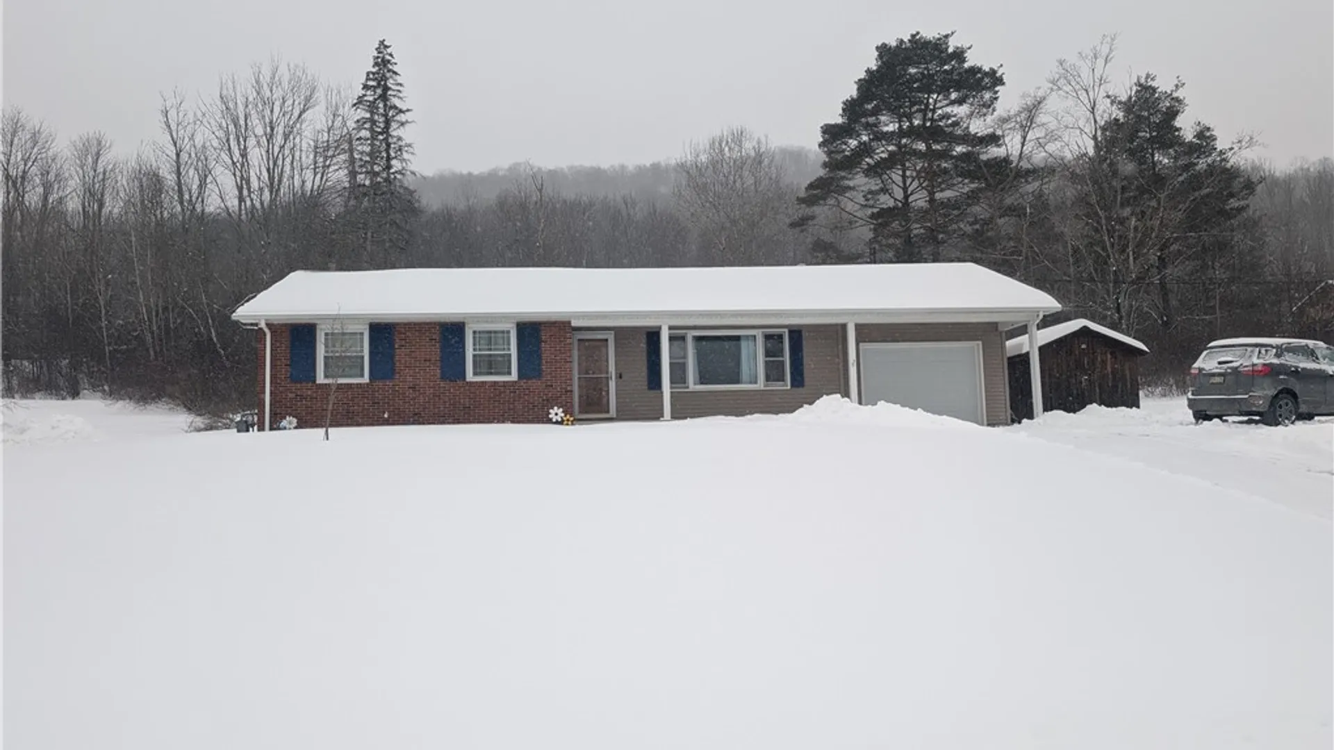 Property at 690 South Avenue, Bradford Town, PA 16701 2