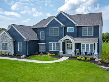 3959 Wheatfield Crossing, Wheatfield, NY 14120