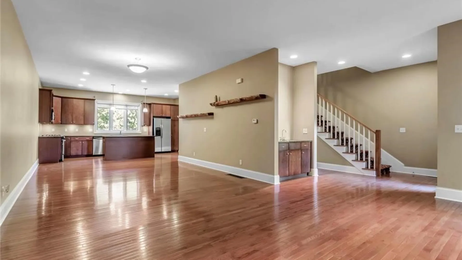 Property at 11 Ojibwa Circle, Buffalo, NY 14202 19