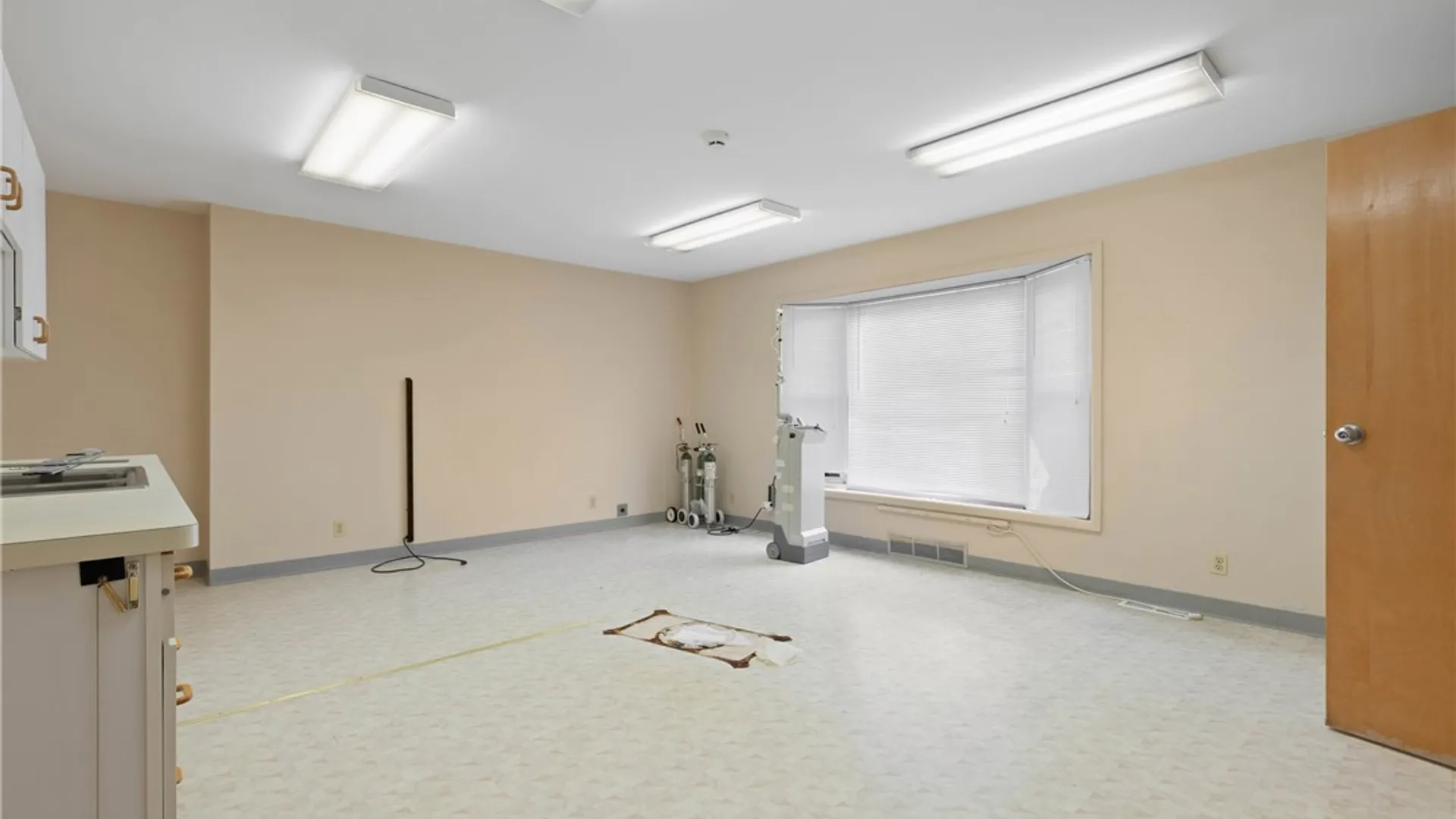 Property at 2640 Ridgeway Ave, Greece, NY 14626 18