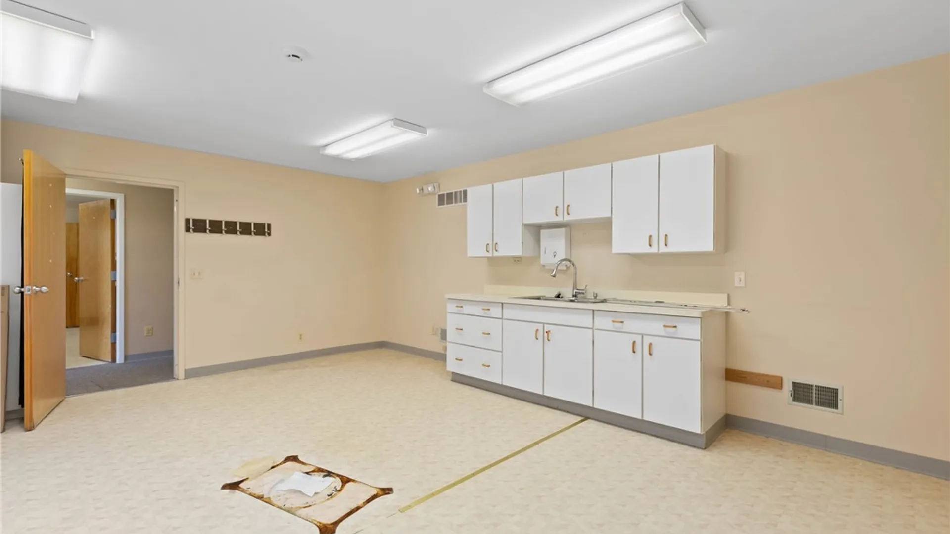 Property at 2640 Ridgeway Ave, Greece, NY 14626 19