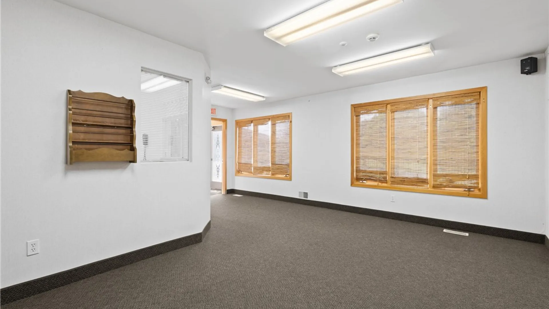 Property at 2640 Ridgeway Ave, Greece, NY 14626 8