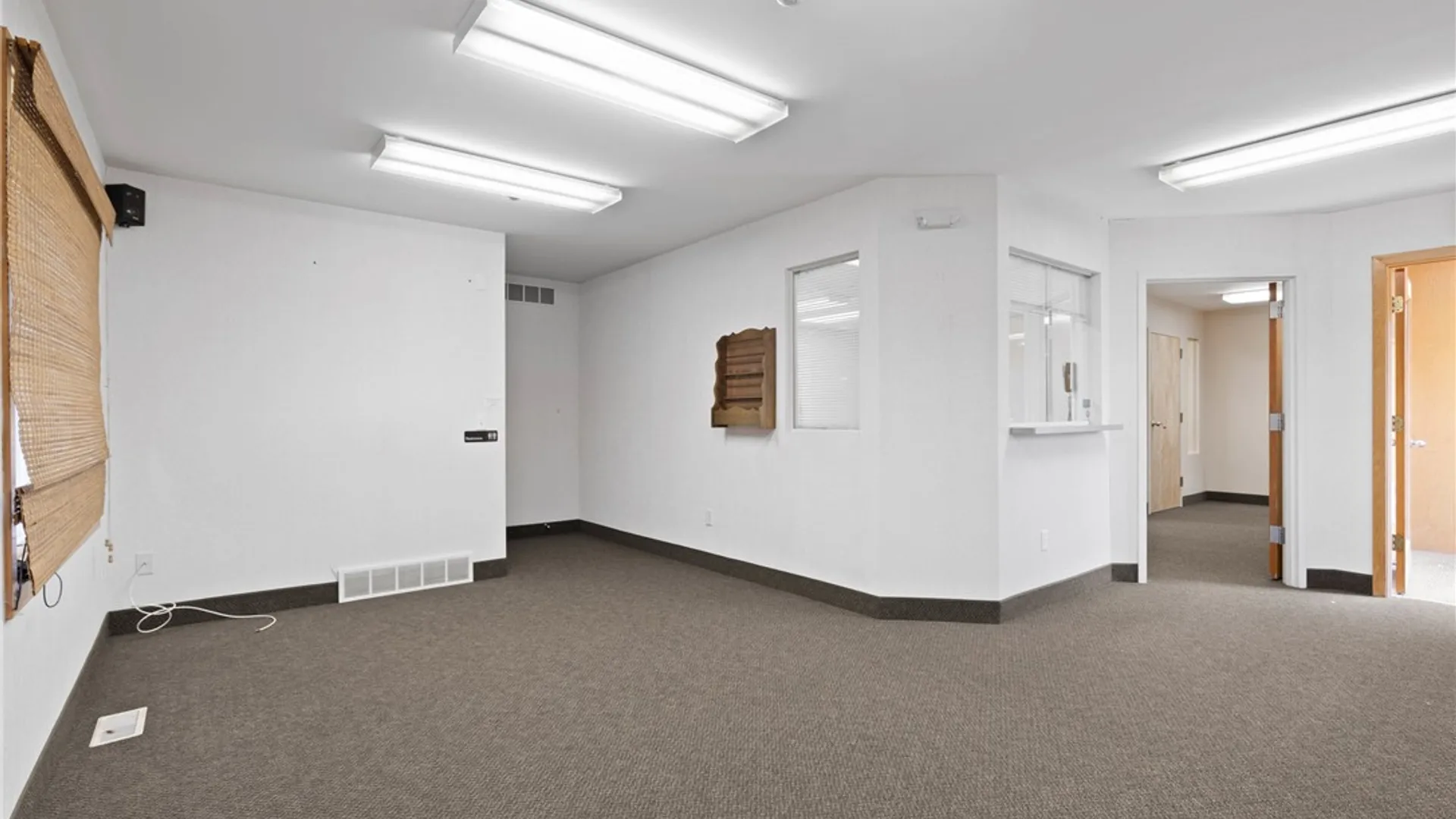 Property at 2640 Ridgeway Ave, Greece, NY 14626 9