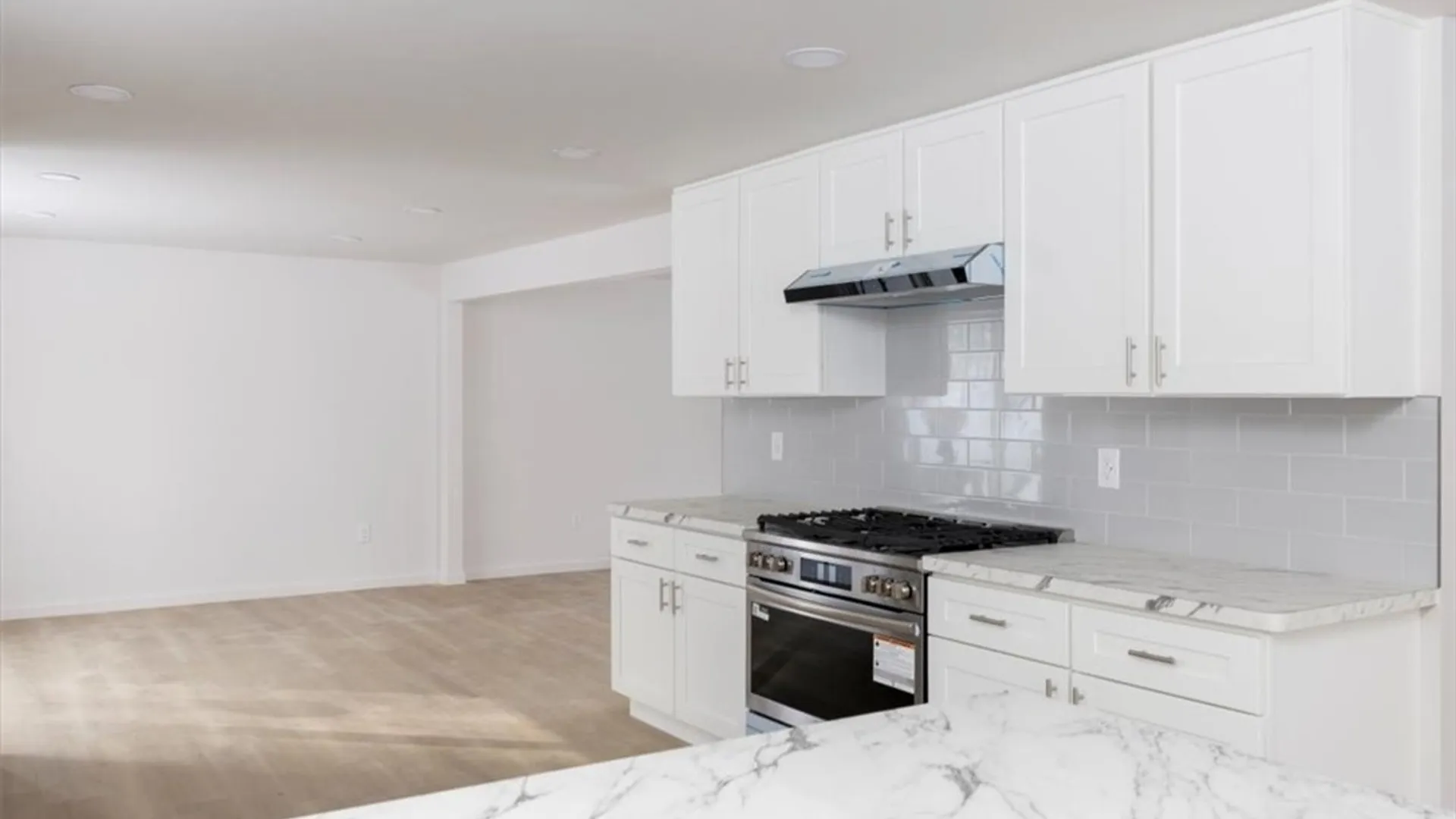 Property at 60 Byeberry Court, Aurora, NY 14052 10