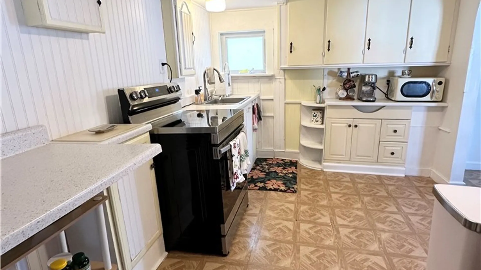 Property at 115 Pardee Avenue, Geddes, NY 13219 5