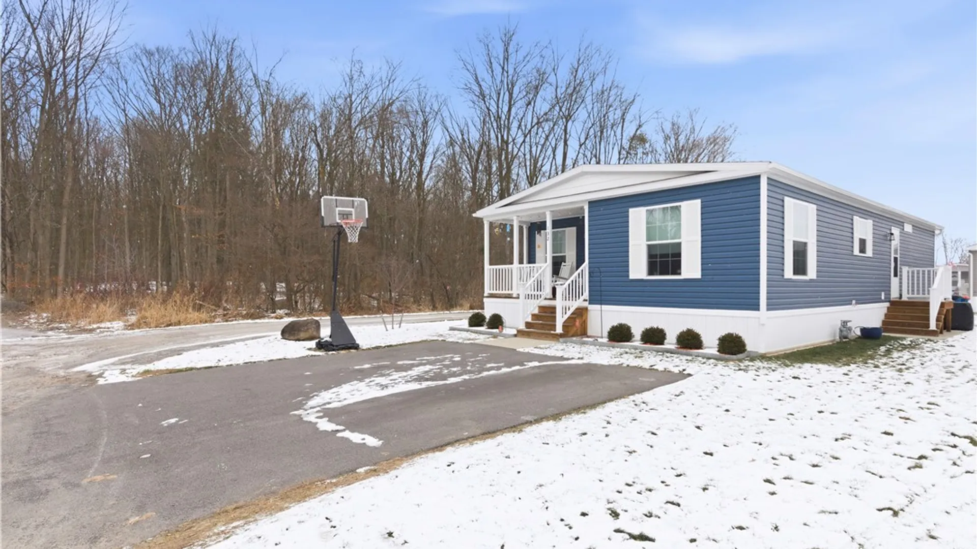 Property at 132 Oakleaf Drive, Brutus, NY 13166 2