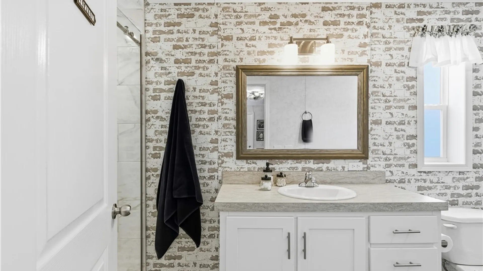 Property at 132 Oakleaf Drive, Brutus, NY 13166 21