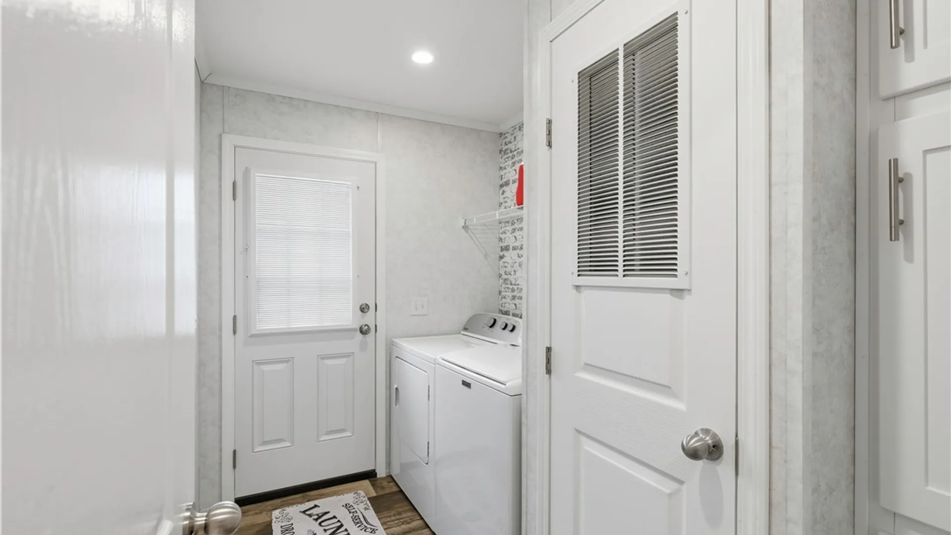 Property at 132 Oakleaf Drive, Brutus, NY 13166 40